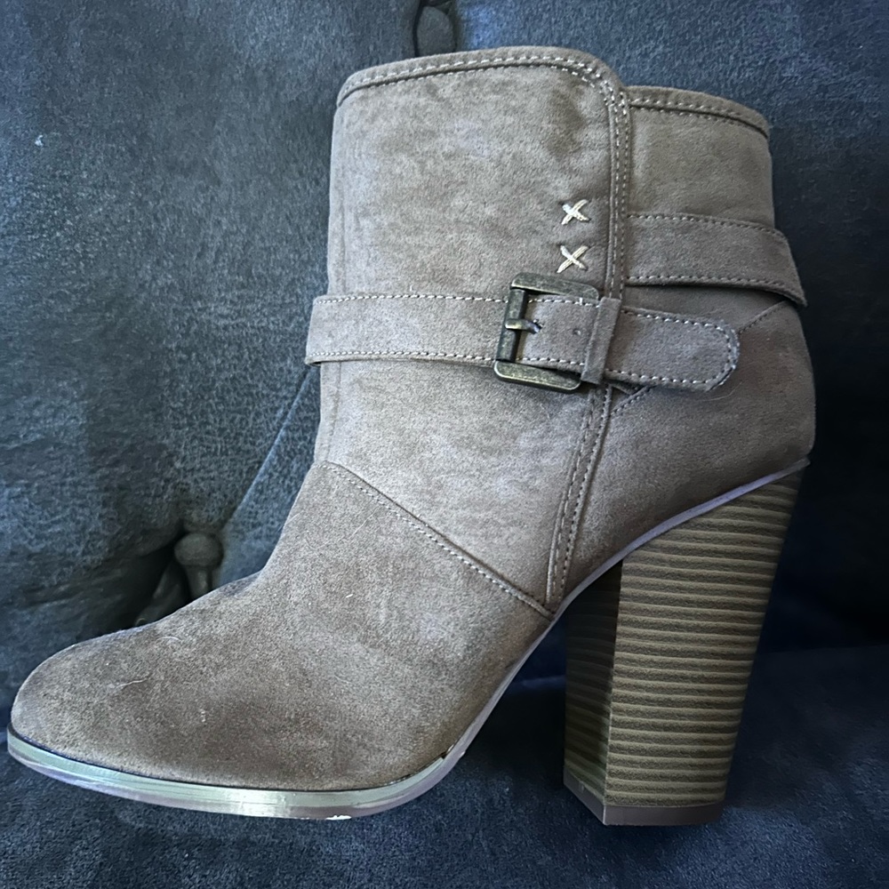 Women’s low boots